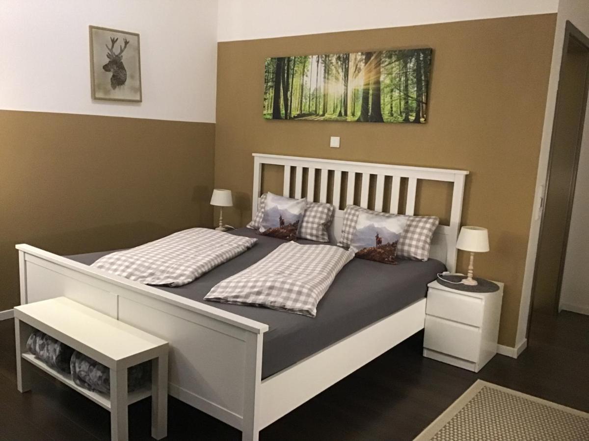 Private Zimmervermietung "Appartement Rosi" Reisbach Buitenkant foto